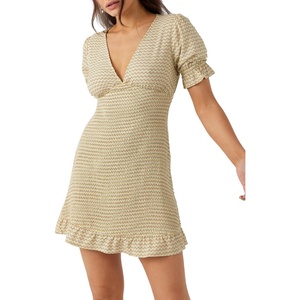 image:imageONEILL CLOTHING Womens Dalia Smocked Dress Red S 33 inchesStraw  Dalia